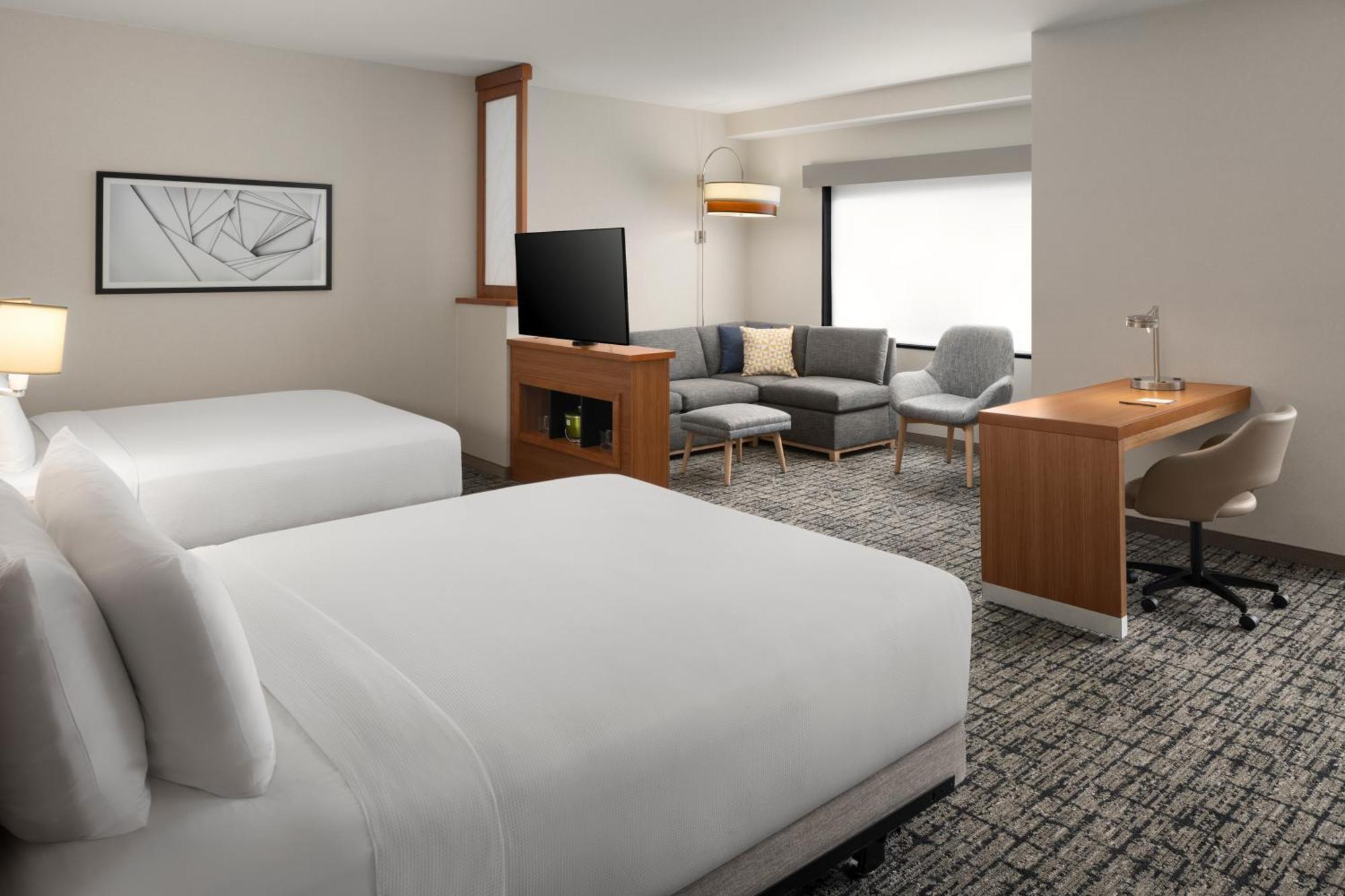 Hyatt Place Denver Cherry Creek Exterior photo