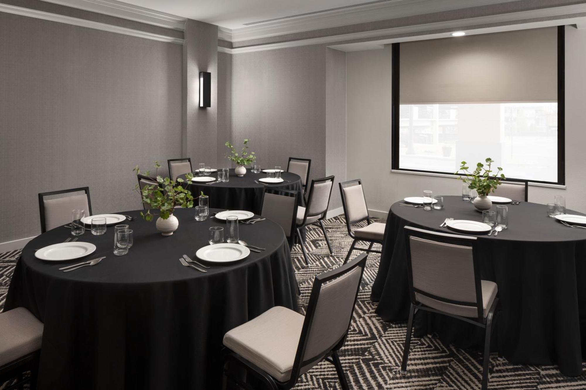 Hyatt Place Denver Cherry Creek Exterior photo