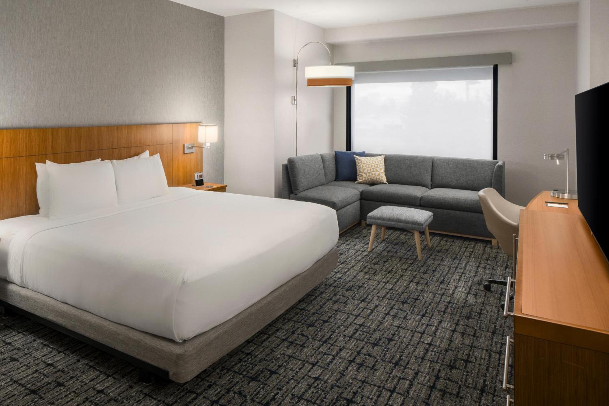 Hyatt Place Denver Cherry Creek Room photo