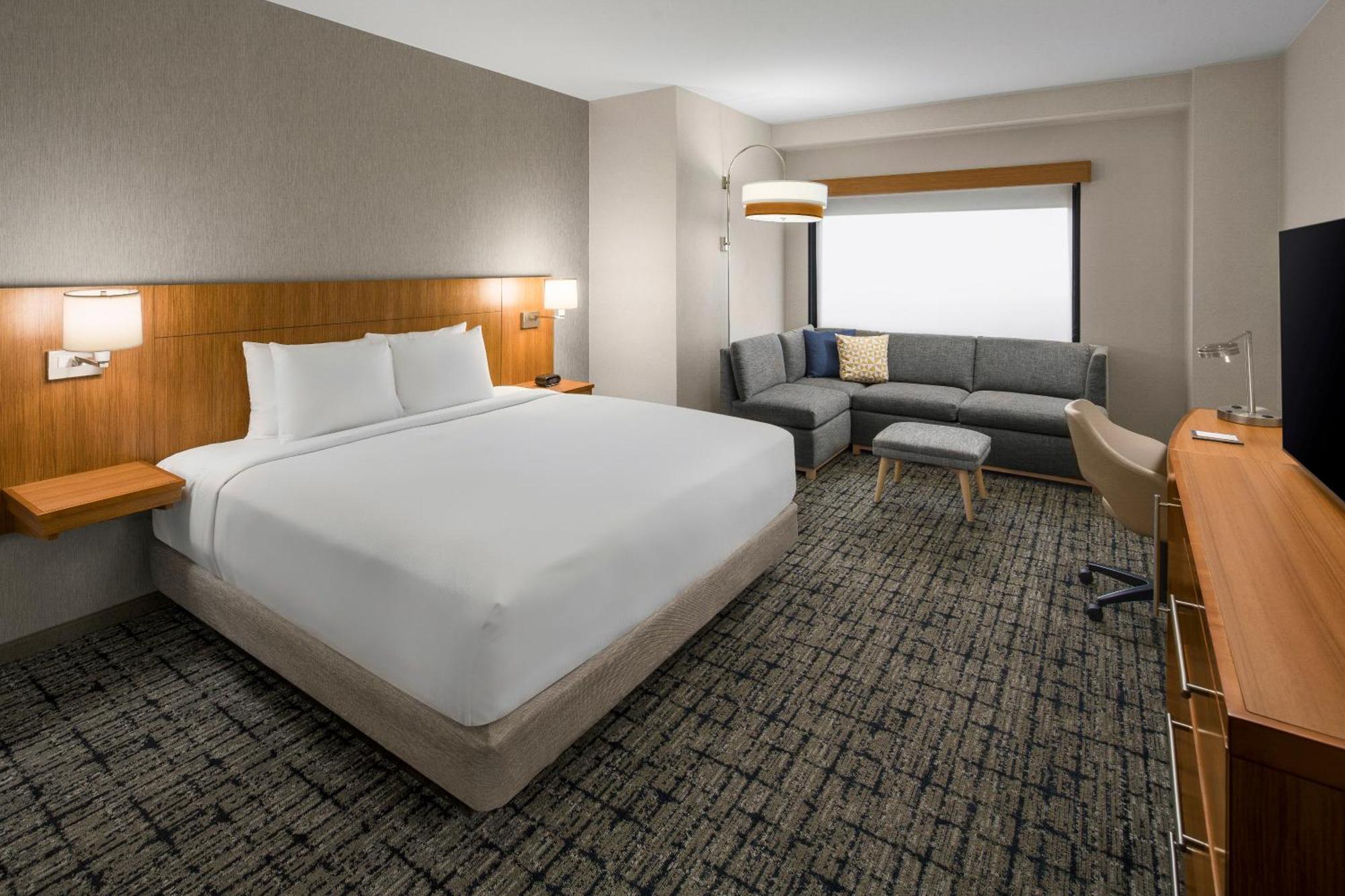 Hyatt Place Denver Cherry Creek Room photo