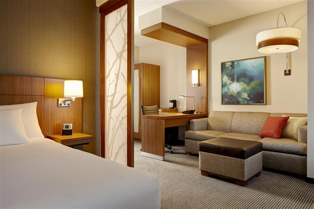 Hyatt Place Denver Cherry Creek Exterior photo